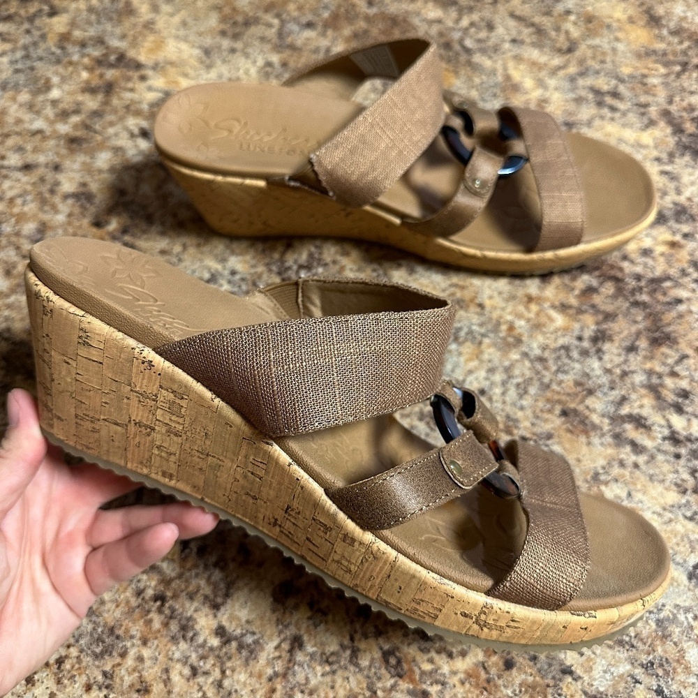 ! Skechers Tan Beverlee Sail Away Wedge Sandal Women Size 11